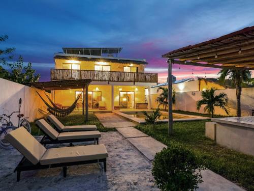 Isla Holbox Villa | Casa Naay