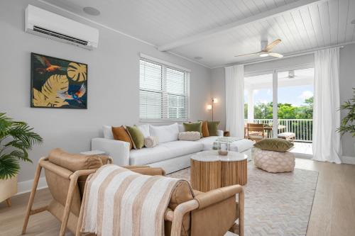 Cortez House | CASA NICA! Luxury Private Pool Home with dock on a saltwater canal!