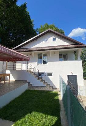 Pucioasa House | Casa NICORAD Apartamente