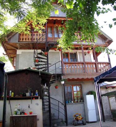 Sulina House | Casa Oana