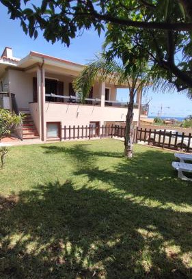 Carini House | Casa Ohana