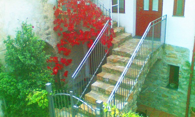 Diano San Pietro House | Casa Panorama - views of the sea and the medieval Castello