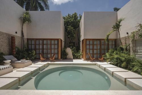 Zona Paseo Montejo House | Casa Piedra - Paseo Montejo