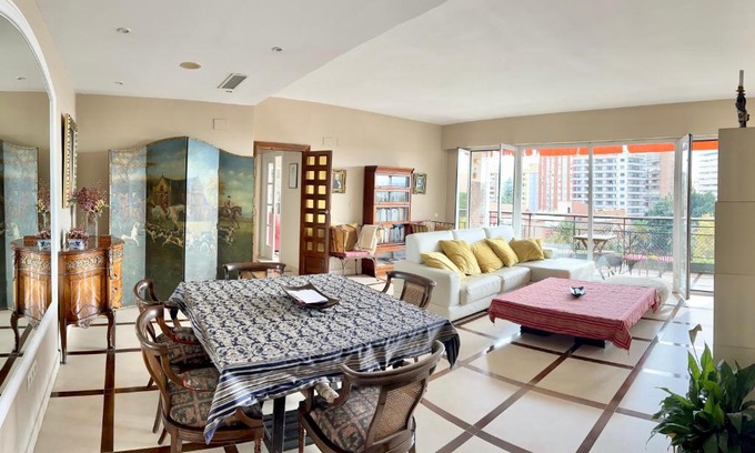 Campos Eliseos Apartment | CASA R7