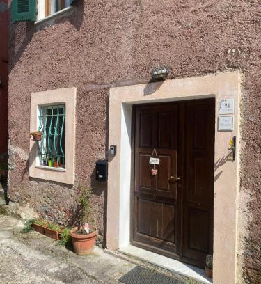 Corvara Apartment | Casa Rossella - Cinque Terre