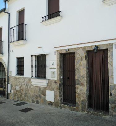 Benaocaz House | Casa rural Isabel, en Sierra de Grazalema