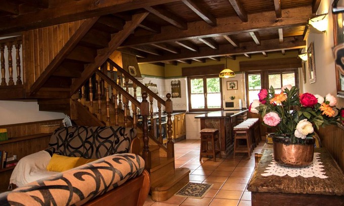 Inguanzo House | Casa Rural La Regoria