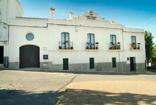 Sierra de Fuentes House | Casa Rural Las Avutardas