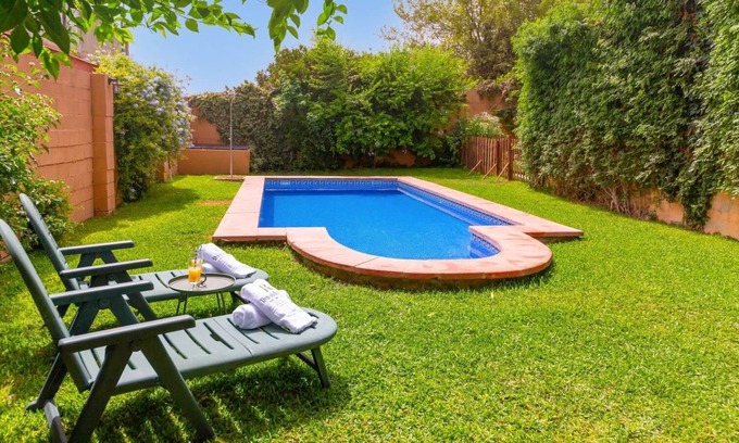 Carmona Villa | Casa Rural Oregano Carmona by Ruralidays