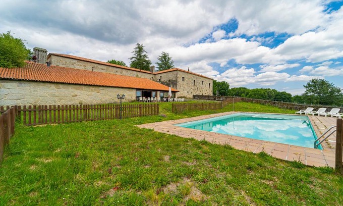 Amoeiro House | Casa Rural Pazo San Damian