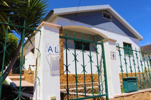 Barril de Baixo House | Casa Saloia Ericeira - close to the beach