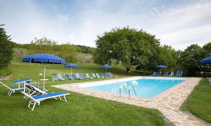 Castiglione d'Orcia House | Casa Salvia D: An apartment in the characteristic style of the Tuscan countryside, with Free WI-FI.