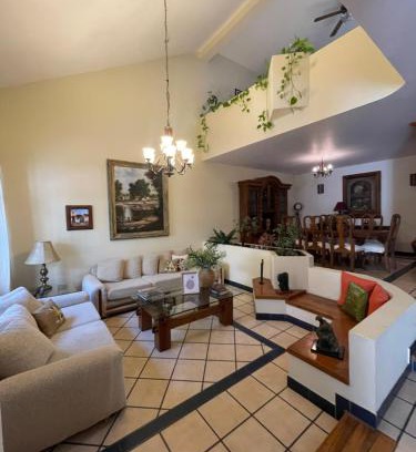 Aguascalientes House | Casa San Miguel