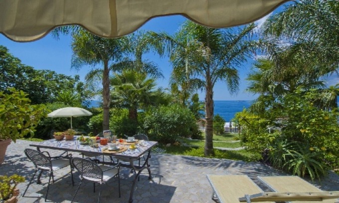 Praiano Apartment | Casa Santacroce 2 with large garden