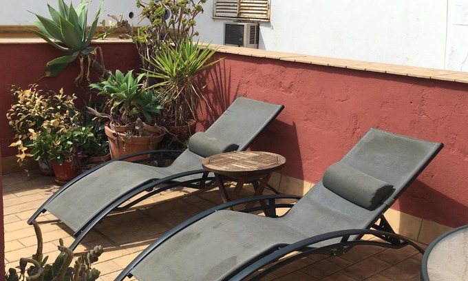 San Bartolome House | Casa Sevillana