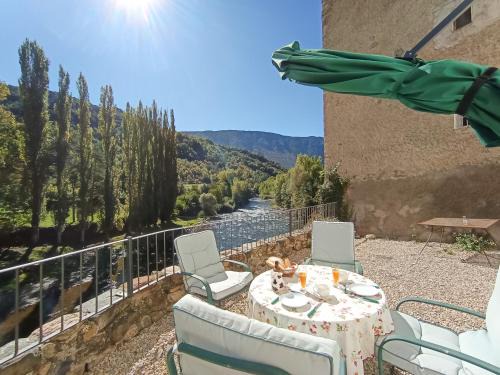 Baix Pallars Apartment | casa sobre rio Noguera Pallaresa