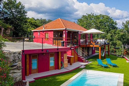 Couto de Esteves House | Casa Sobreiros