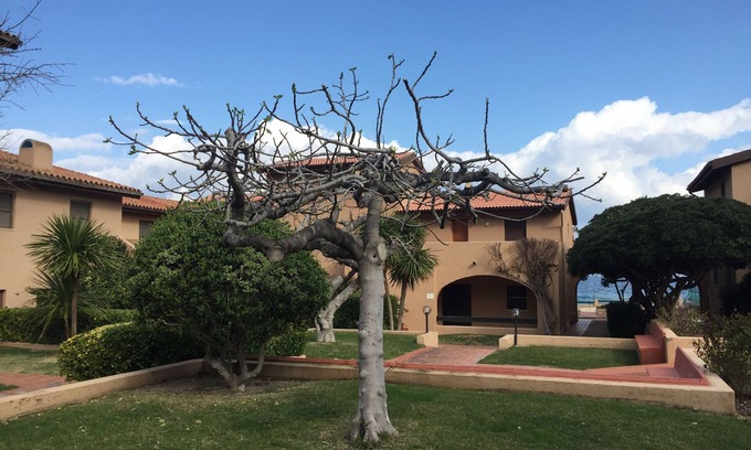 Lu Bagnu Apartment | casa stella del mar - Two Bedroom Apartment, Sleeps 4