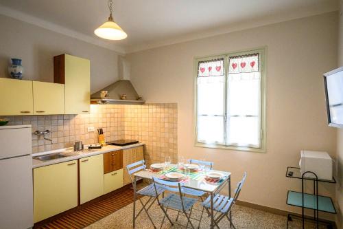 San Lorenzo al Mare Apartment | Casa stella