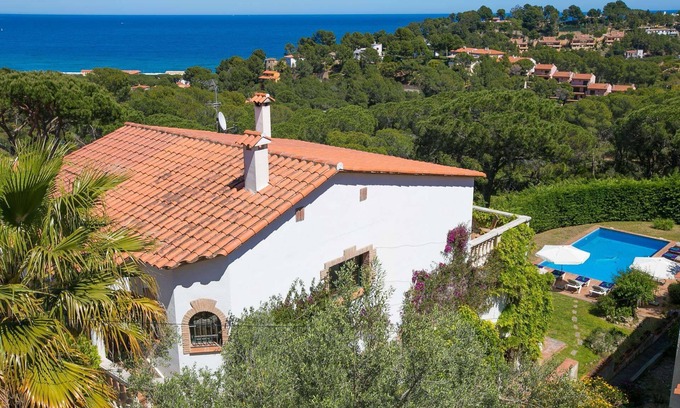 Pals Villa | Casa Susana - Six Bedroom Villa, Sleeps 12