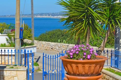 Marina San Gregorio Apartment | Casa Tramonto - RosariaVacanze