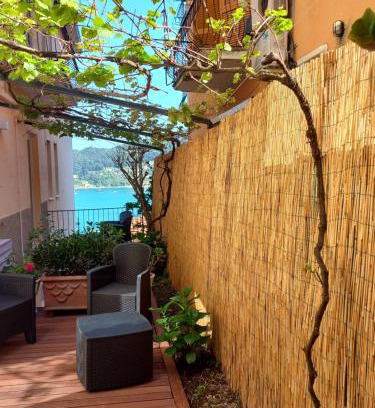 Portovenere Apartment | Casa Vacanze Ibiscus