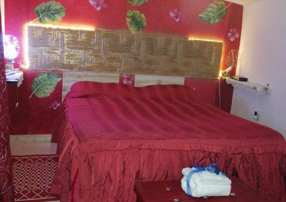Giffoni Valle Piana House | CASA VACANZE ROSA BLU