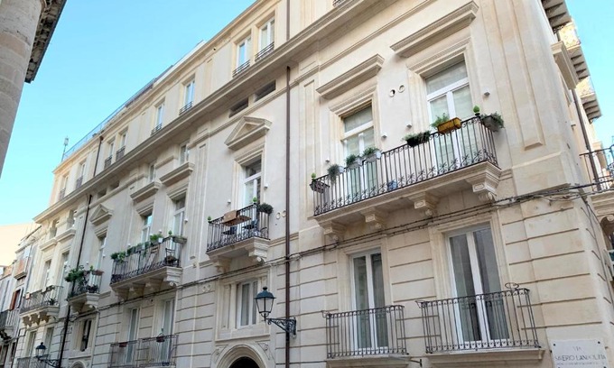 Ortigia House | Casa VerbaVolant