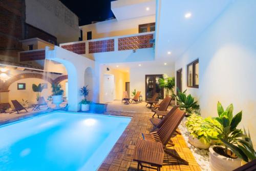 Downtown Puerto Vallarta House | Casa Victoria Malecón - Adults Only