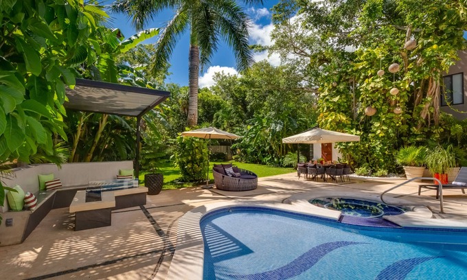 Playacar House | CASA YOLO - Luxury 4BR Villa in Playacar! Comfort, Elegance+Daily maid.