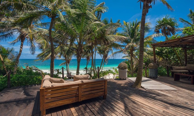 Zona Hotelera Villa | Casa Zaba Tulum 5 Bedrooms Magical beachfront property and access to the cenote