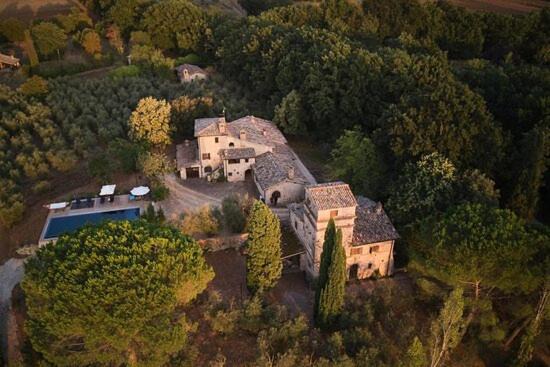 Massa Martana Hotel | Casale Alessandri