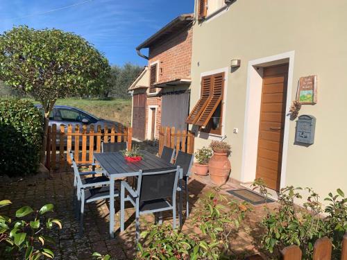 San Miniato Apartment | Casale La Giara