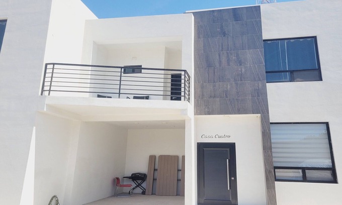 Ferrocarrilera Condo | Casamar 4 by Kivoya