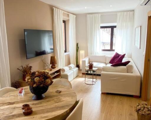 San Ildefonso Apartment | CasaPilarAlbaicinBajo apto suite