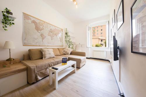 Lagaccio Apartment | CasaViva - Comfy Modern Trilo in Genova Principe
