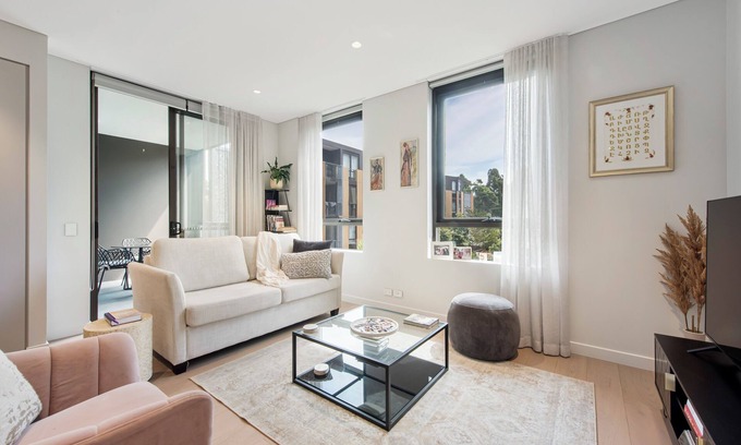 Pymble Apartment | Cascads Gardens Bliss