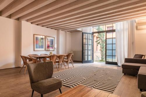 Cannaregio Apartment | Casin dei Spiriti by LionHost