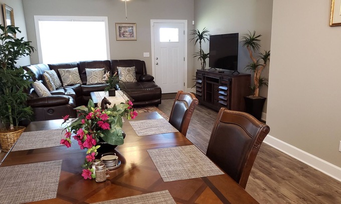 Thomasville House | Cassidy's Entire House for Six