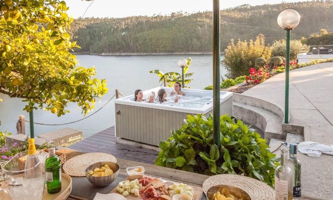 Tomar House | Castelo de Bode - Lake House, A Casa do Avô