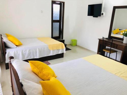 Puttalam Hotel | Castile inn