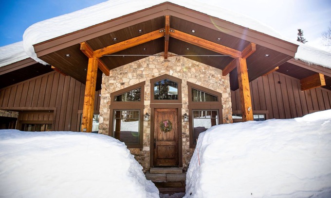 Salt Lake Mountain Resorts House | Castle Butenham by Cottonwood Lodging