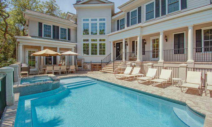North Forest Beach House | Castle by the Sea 7BR/8BA Luxury Home with Elevator