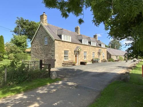 Eyemouth House | Castle Cottage, Press Mains Farm Cottages