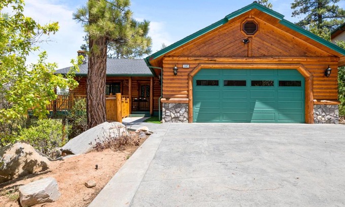 Castle Glen Estates House | Castle Glen