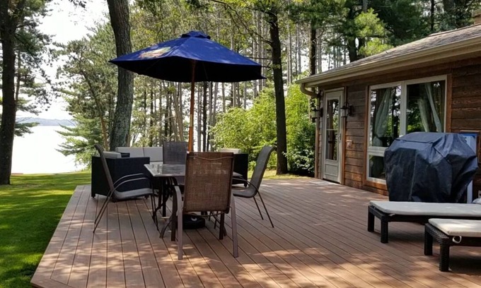 Lake Shore Estates House | Castle Rock Lake waterfront property with pier