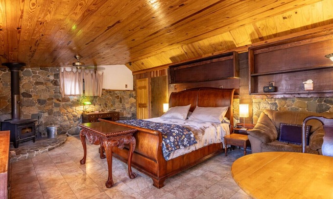 Stanardsville Other | Castle Suite at White Lotus Eco Spa Retreat