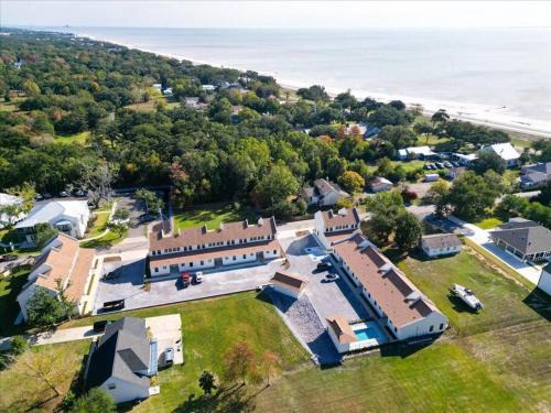 Pass Christian Apartment | Cat Island Town Home