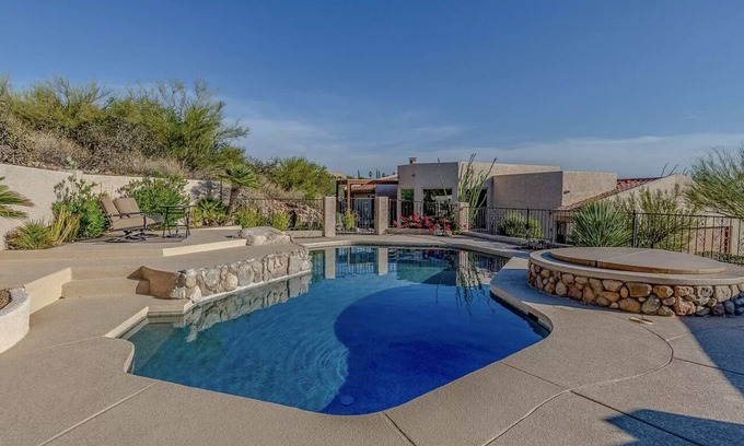 Cimarron Foothills Estates House | Catalina Foothills private escape with views, pool, and spa
