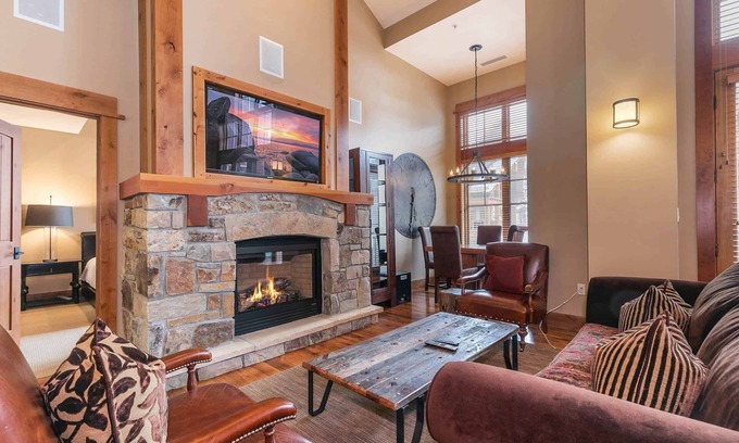 Truckee Condo | Catamount Lodge 408 Fabulous 2 Bedroom
